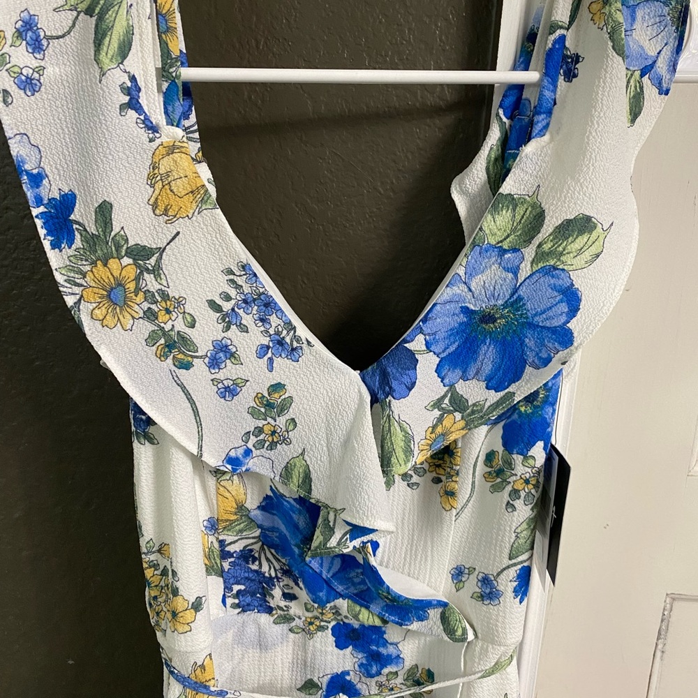 Royal Blue & White Summer dress! 
Beautiful bright colors.
Never worn w tags - Picture 4 of 10